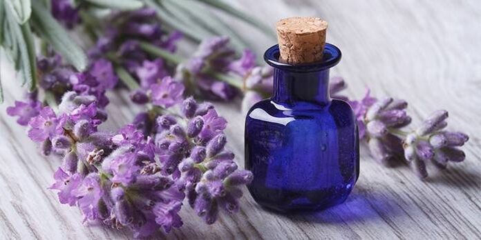 Lavendelöl zur Hautverjüngung